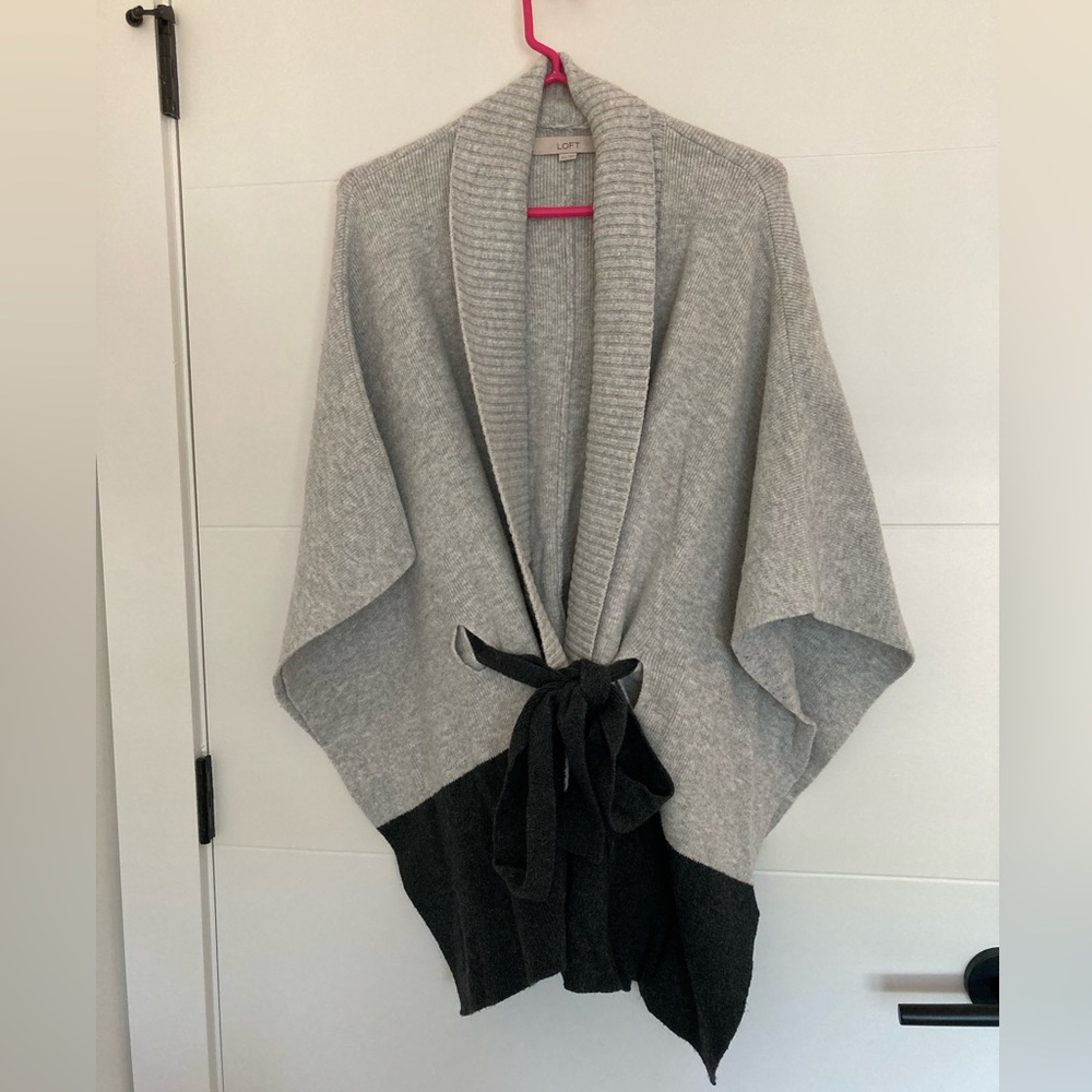 Gray and Charcoal Women's Sweater M/L